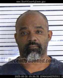 Mugshot of RAYMOND LEE BREWER