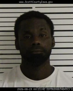Mugshot of Leevontrell Lamont Parrow booked in Scott County, Iowa on August 19, 2026