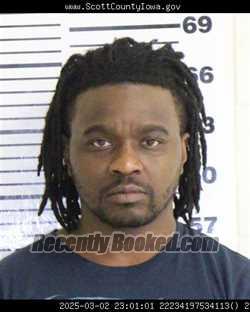 Mugshot of JOHNNIE CHARLES LEVY