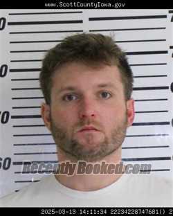 Mugshot of JORDON DOUGLAS VANALSTINE-TUTTON