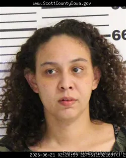 Mugshot of KEANNA LACHELLE LATCHAM booked in Scott County, Iowa on June 21, 2026
