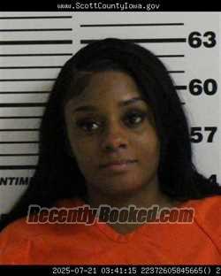 Mugshot of SHANARRAE ANTONIA JONES