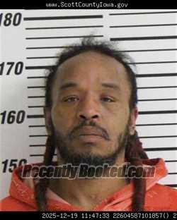 Mugshot of CHRISTOPHER MARTINEZ GARDEN