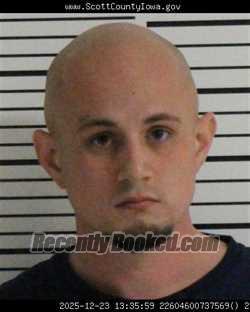Mugshot of DAMON MICHAEL FETES