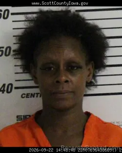 Mugshot of Lateisha Sherrion Roberts