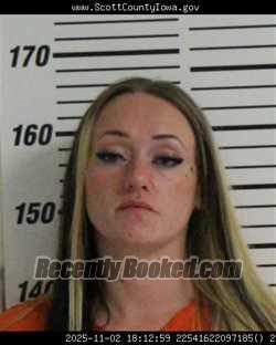 Mugshot of CALEIGH ALEXXIS ANN GOTTSCHE