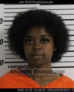 Mugshot of KEISHONNA MOE'NAE KING