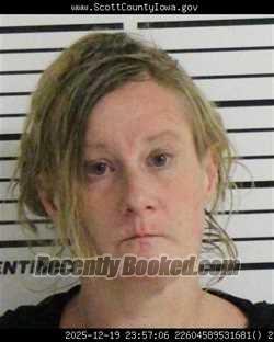 Mugshot of DERRICA LYNNE SCHULZ booked in Scott County, Iowa on April 28, 2026