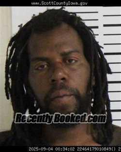 Mugshot of DEANGELO MARQUISSE JONES