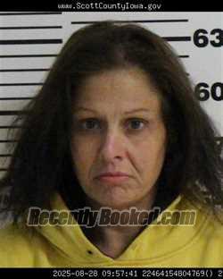 Mugshot of TIFFANY DANIELLE HART booked in Scott County, Iowa on April 28, 2026
