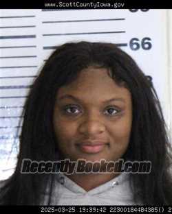 Mugshot of CAREY KESHAY LAMONTE booked in Scott County, Iowa on April 26, 2026