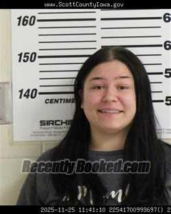 Mugshot of AKASHA MAKARA GORDON booked in Scott County, Iowa on April 16, 2026