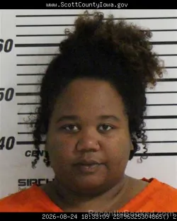 Mugshot of Aqsheana Debbie Dhere Dixon booked in Scott County, Iowa on August 24, 2026