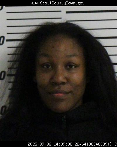 Mugshot of TANA MECHELLE SANDERS LOMA