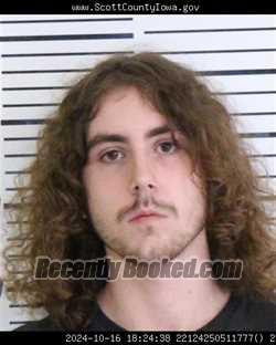 Mugshot of TRENTON NATHANIEL RUNGE