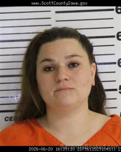 Mugshot of ELIZABETH HOPE GASKEY booked in Scott County, Iowa on June 20, 2026