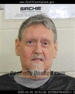 Mugshot of RONALD JOSEPH LUND