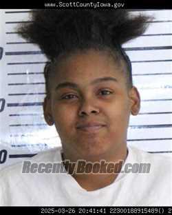 Mugshot of SHA'DIAMOND MILLER