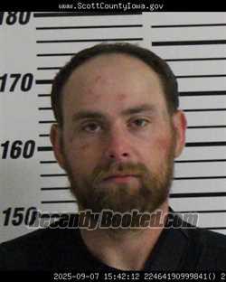 Mugshot of AUSTIN KEITH MILLER