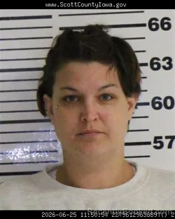 Mugshot of BRITTANY NICOLE LONG booked in Scott County, Iowa on June 25, 2026