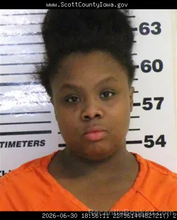 Mugshot of FRANKEVIA SHANT'E COX booked in Scott County, Iowa on June 30, 2026