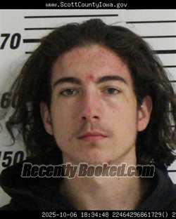 Mugshot of DAKOTA ANDREW ARENDS booked in Scott County, Iowa on March 27, 2026