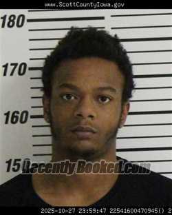 Mugshot of ZAVARIOUS DAVONSHAE STEWART booked in Scott County, Iowa on May 5, 2026