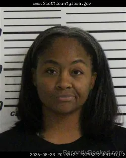 Mugshot of Judinetta Pearlisha Robinson booked in Scott County, Iowa on August 23, 2026