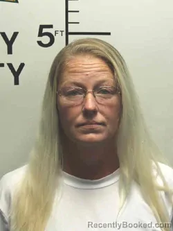 Mugshot of JENNIFER JANE CLAUSSEN