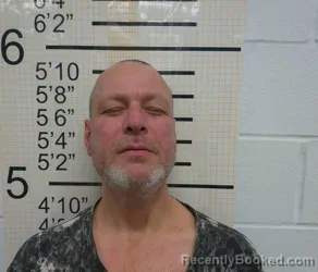 Mugshot of SCOTT ALLEN MACKEN booked in Warren County, Iowa on May 20, 2026