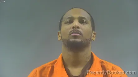 Mugshot of DARIUS LEE WELLS booked in Washington County, Iowa on April 23, 2026