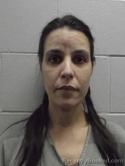 Mugshot of KASSY CARREN FLORES booked in Wayne County, Iowa on July 22, 2026