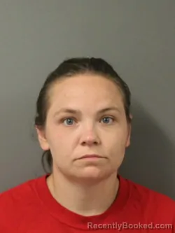 Mugshot of SHANIA ASHLEY STARLING booked in Webster County, Iowa on June 10, 2026