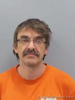 Mugshot of BRADLY JOHN PECK