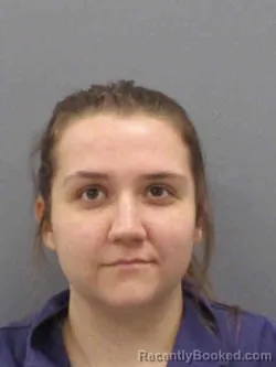 Mugshot of CASSANDRA JO DAVIS booked in Winnebago County, Iowa on April 15, 2026