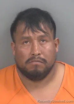 Mugshot of ARTURO ROQUE VARGAS