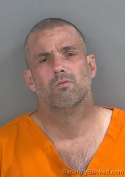 Mugshot of JOSHUA DANIEL MOSS