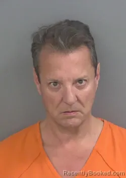 Mugshot of PETER BENNETT HOOKER