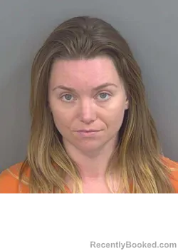 Mugshot of JESSICCA LYNN MC-MANUS booked in Collier County, Florida on March 6, 2026