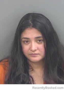 Mugshot of CLARA ESBEYDI SALINASLOZADA