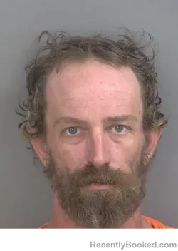 Mugshot of JESSE SHANE SIZEMORE booked in Collier County, Florida on May 6, 2026