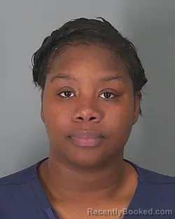 Mugshot of DAEZHUNNA SHELTON