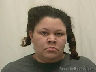 Mugshot of SCHAKERA MERSHAI DAVENPORT