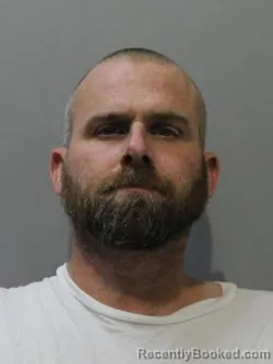 Mugshot of Matthew Richardson