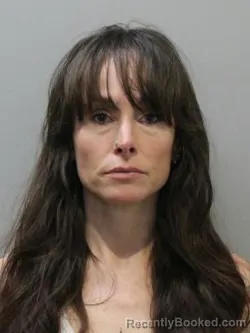 Mugshot of MONIQUE STELLAVEM