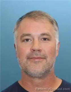 Mugshot of MATTHEW THOMAS WEAVER