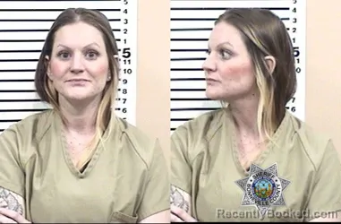 Mugshot of LACEE MARIE NIELSEN