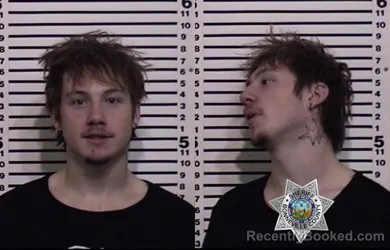 Mugshot of HUNTER THOMAS SCEARCE