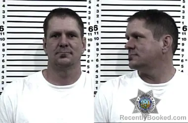 Mugshot of CAMERON ROSS MUIR