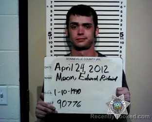 Mugshot of EDWARD RICHARD MOON